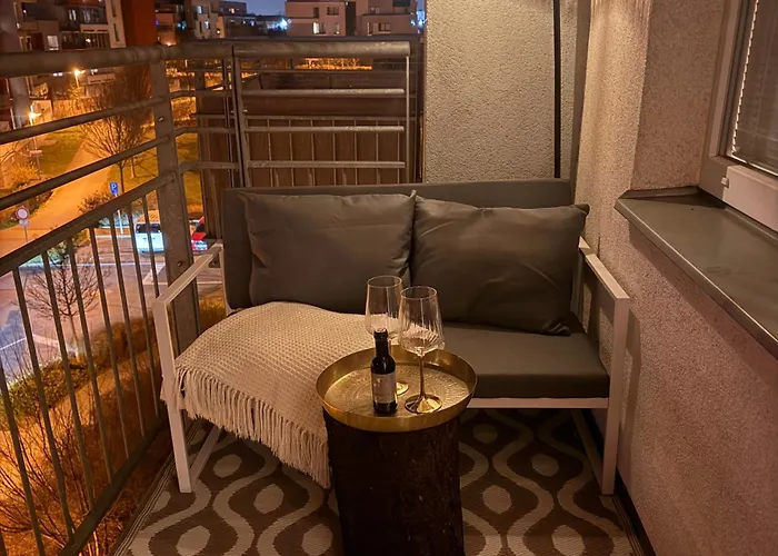 Appartement Modern Near Letnany Expo *